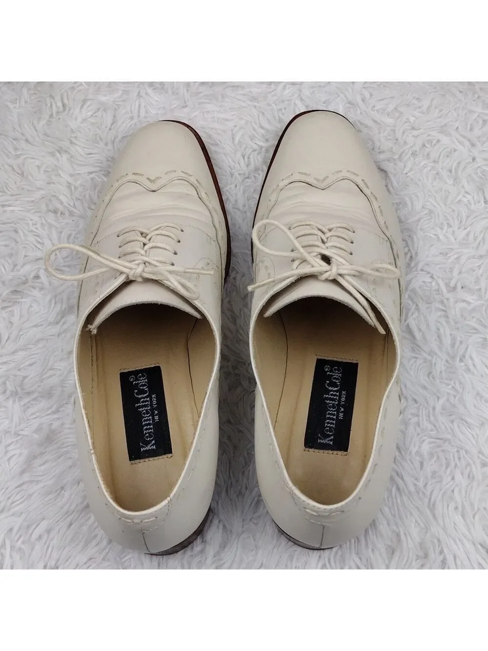 Kenneth Cole New York Cream Leather Stitched Square Toe Lace Up Oxford Shoe
